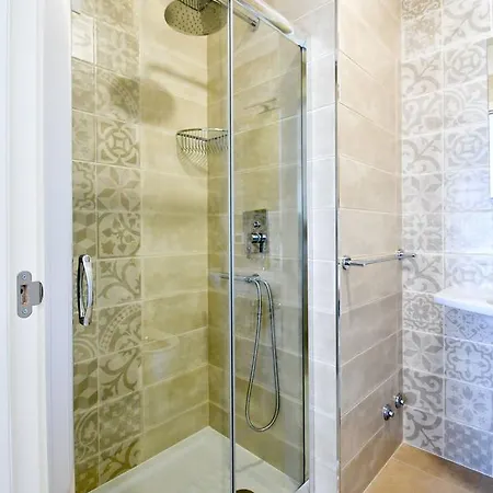 Alojamento de Acomodação e Pequeno-almoço Lungomare Otranto